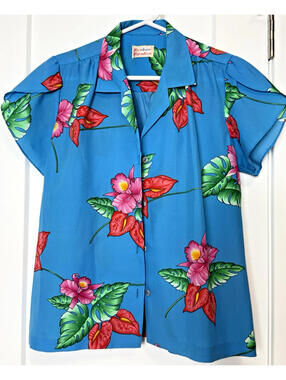 Vtg 90s Blue Pink Hibiscus Floral Rainbow Paradise Button Up Hawaiian Shirt